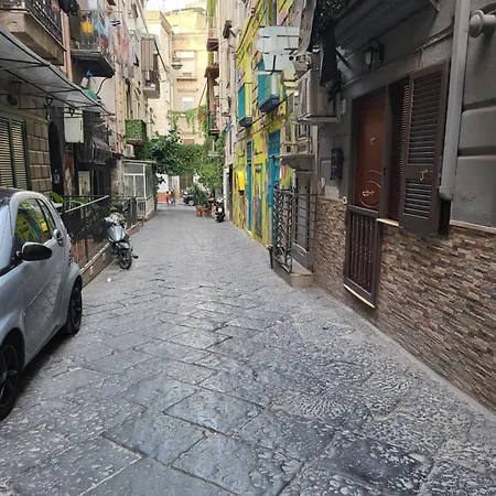 La Dimora Di Toto בית הארחה